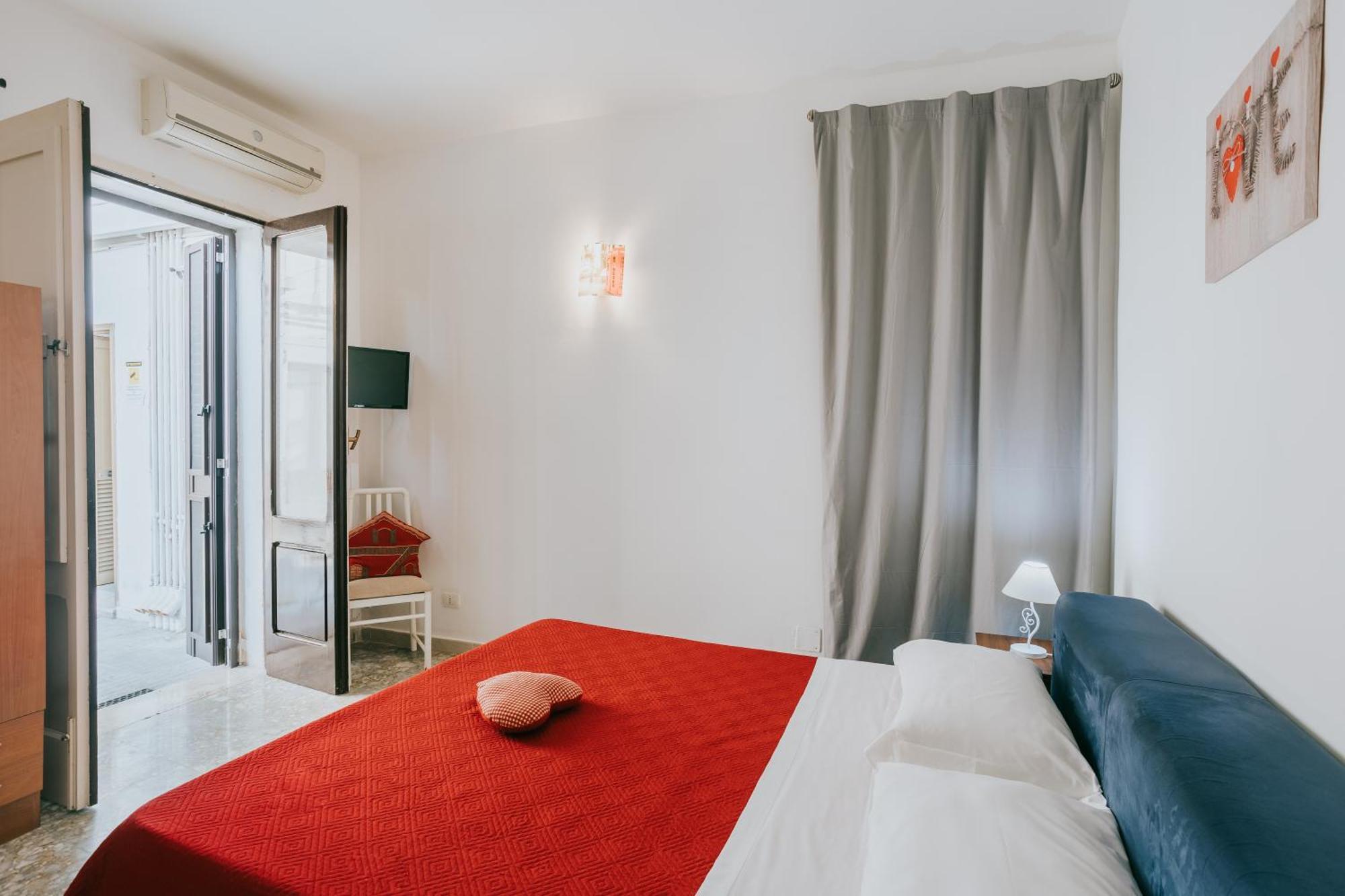 B&B Nuovo Reale - Centro Storico Guest house